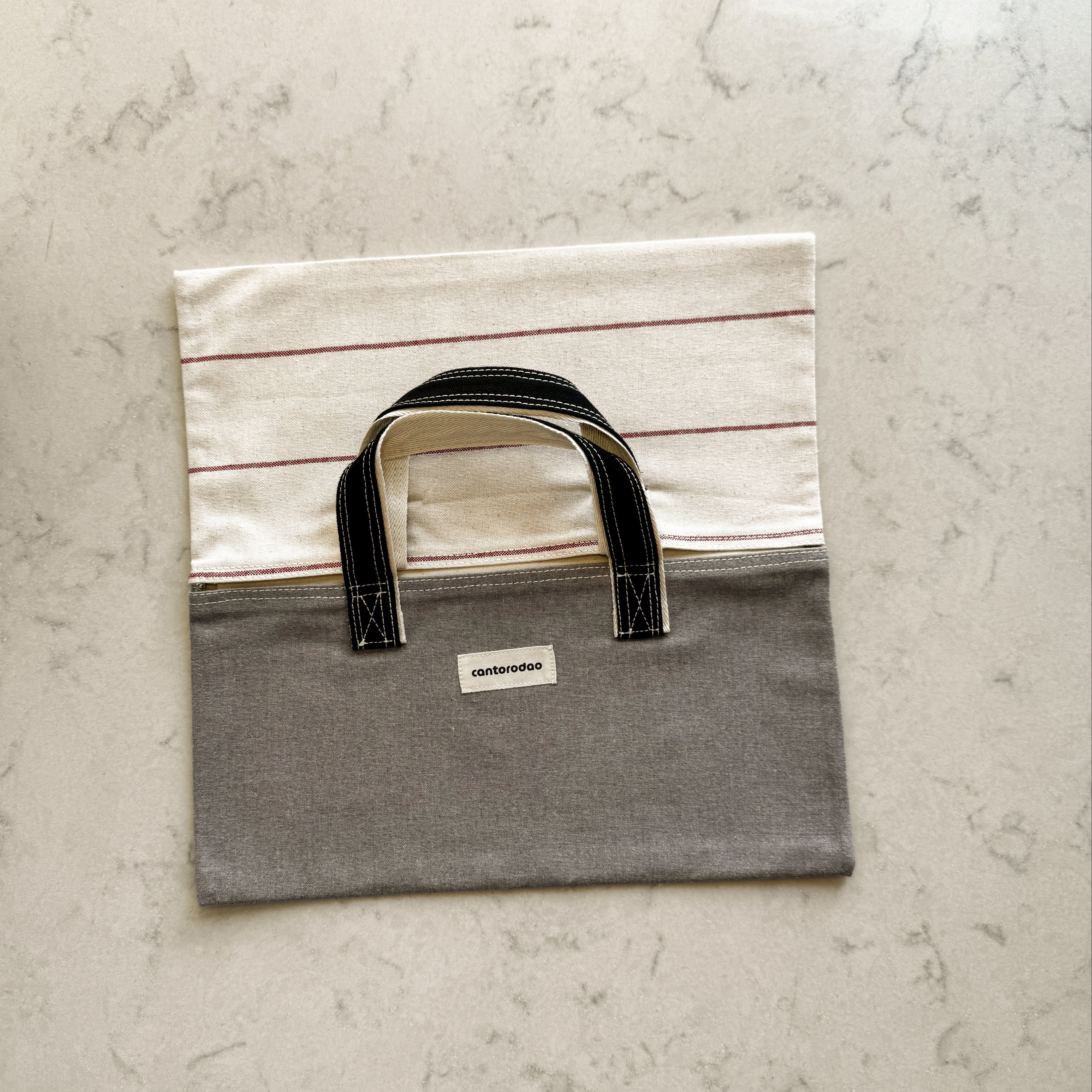 Porta tartas artesanal lona gris oscura rayas rojas vichy Garoina Cantorodao