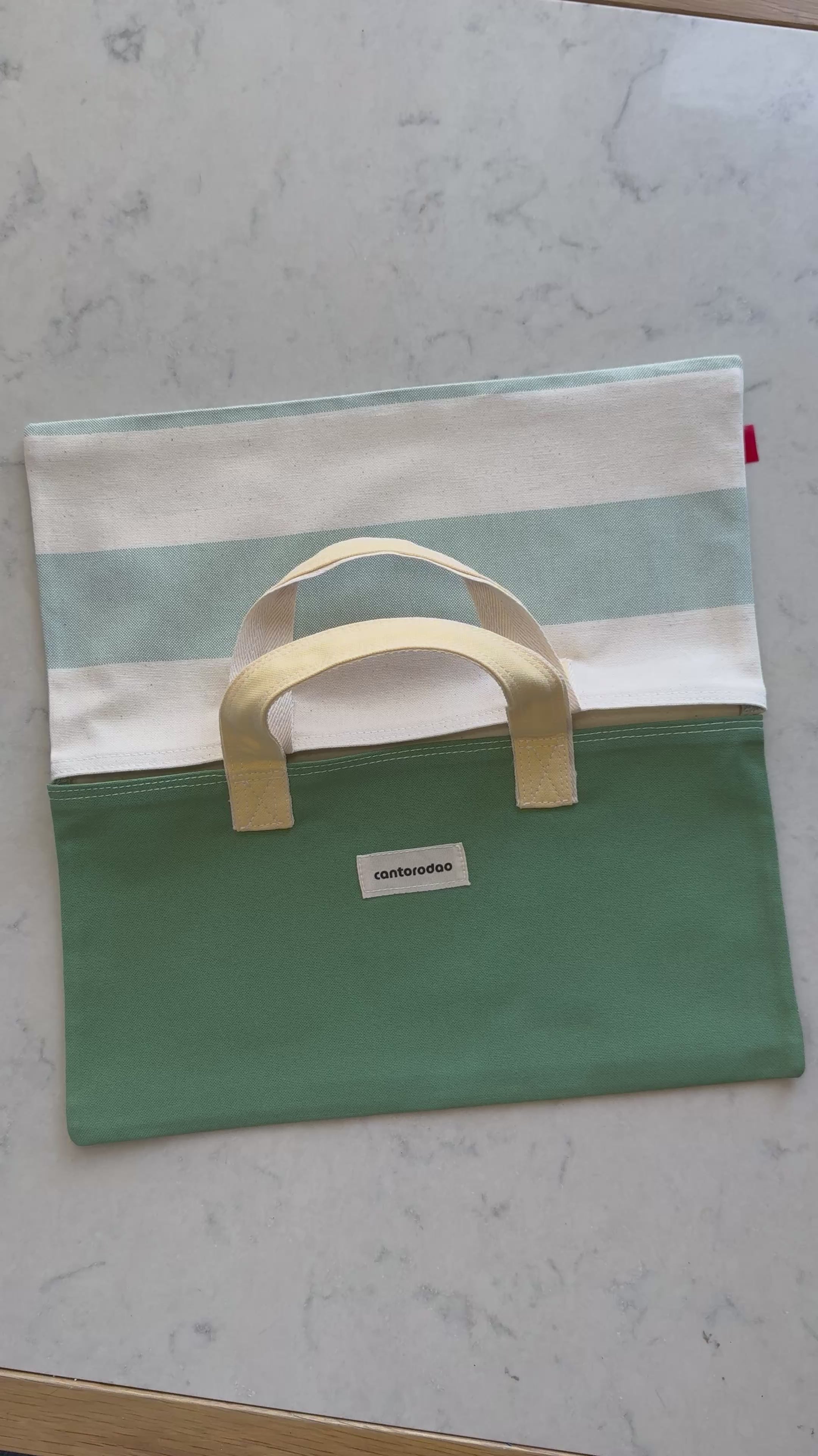 Porta tartas artesanal hecho a mano lona verde salvia rayas asas mostaza, Tomillo Limón Cantorodao